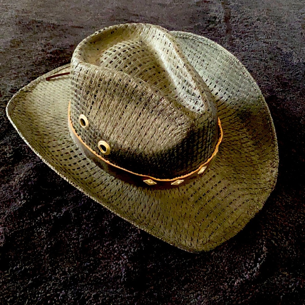 Larrie Man black straw cowboy hat.